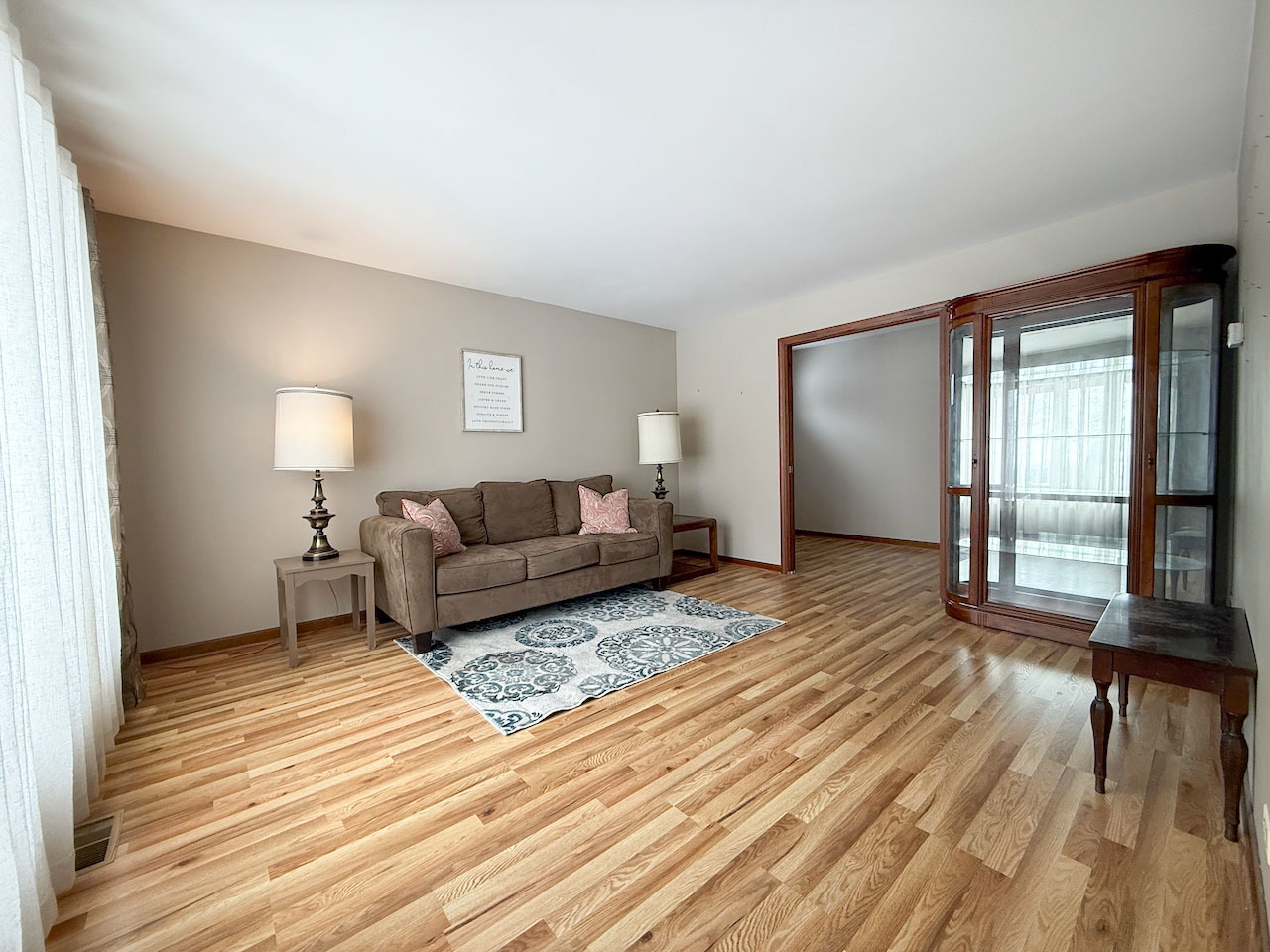 330 N Fairfield Avenue, Lombard, IL 60148