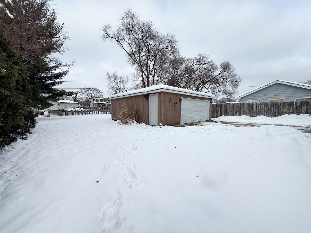 330 N Fairfield Avenue, Lombard, IL 60148