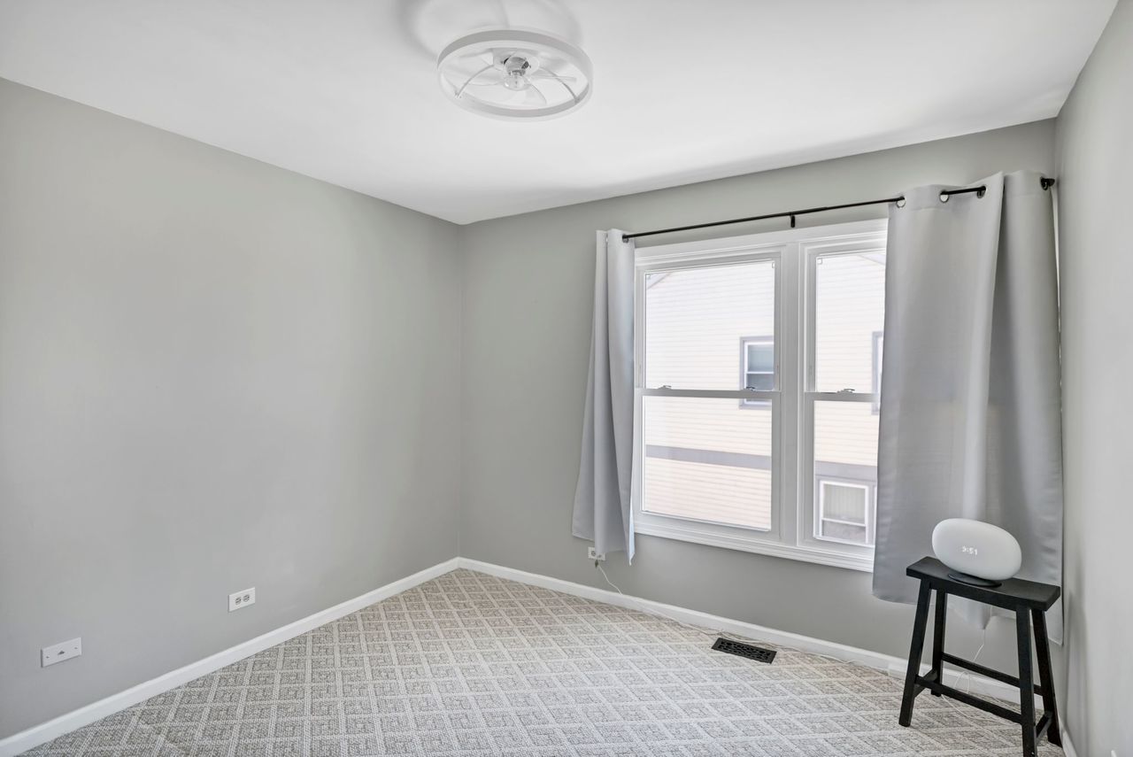 307 Orchard Lane, Bloomingdale, IL 60108