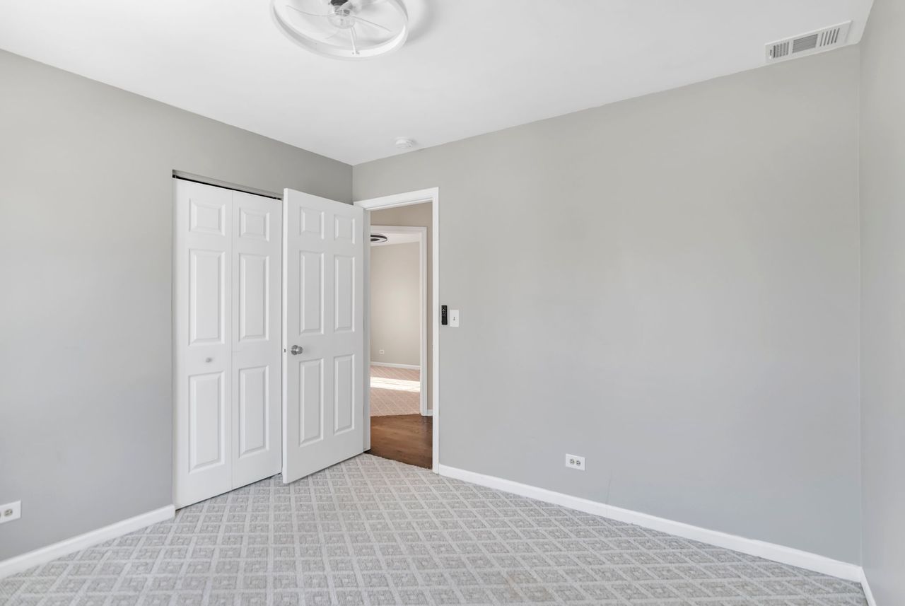 307 Orchard Lane, Bloomingdale, IL 60108