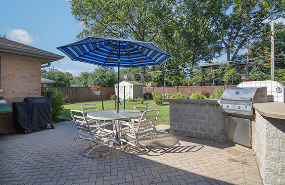 320 Cornell Avenue, Des Plaines, IL 60016