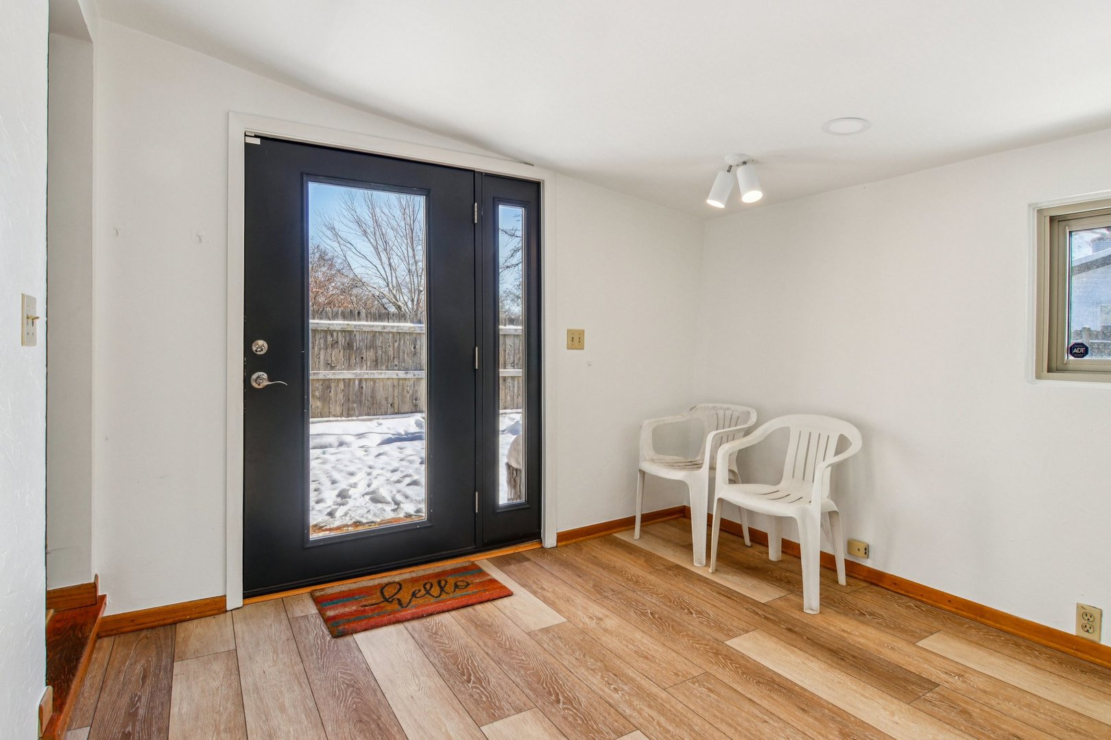 231 TOWER Lane, Elk Grove Village, IL 60007