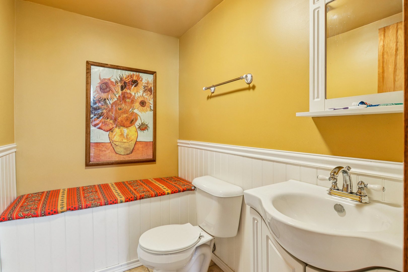 231 TOWER Lane, Elk Grove Village, IL 60007