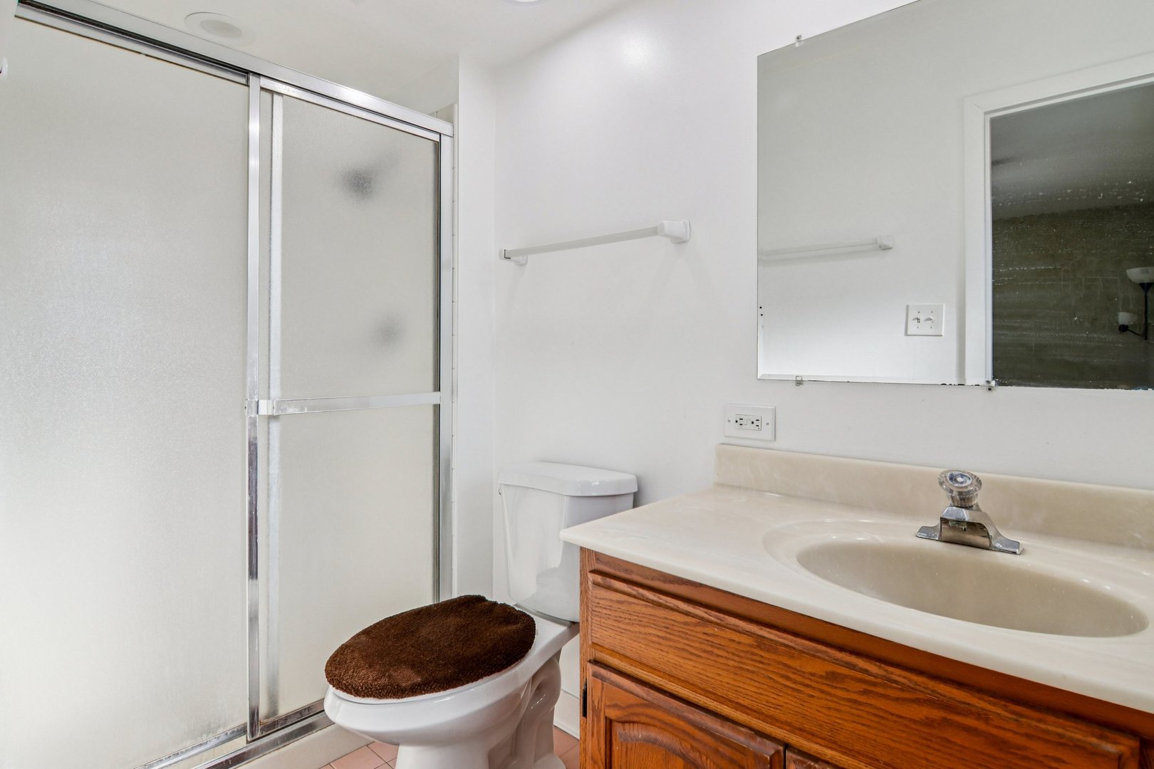 231 TOWER Lane, Elk Grove Village, IL 60007