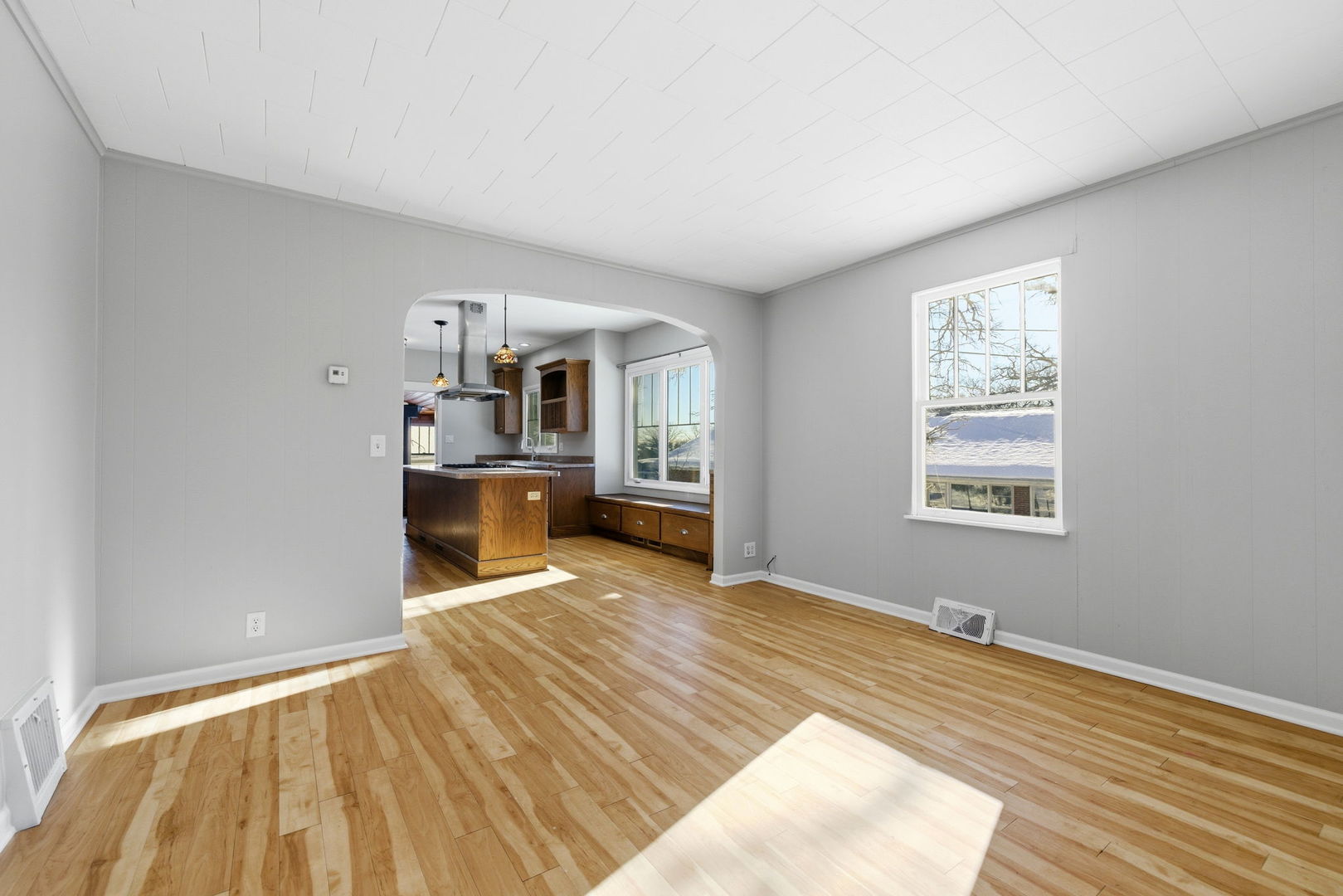 14407 Beacon Avenue, Orland Park, IL 60462