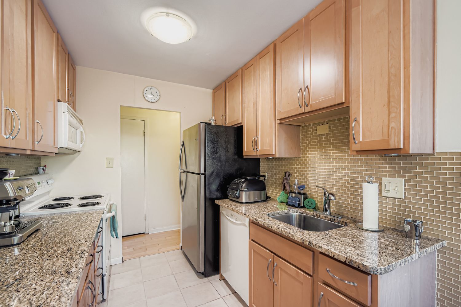 7033 N Kedzie Avenue #1004, Chicago, IL 60645