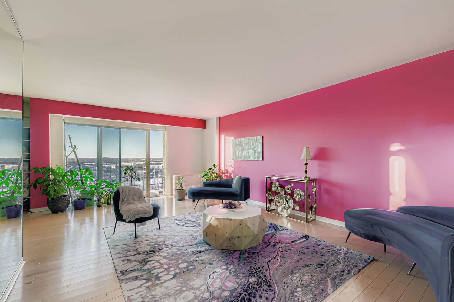 7033 N Kedzie Avenue #1004, Chicago, IL 60645