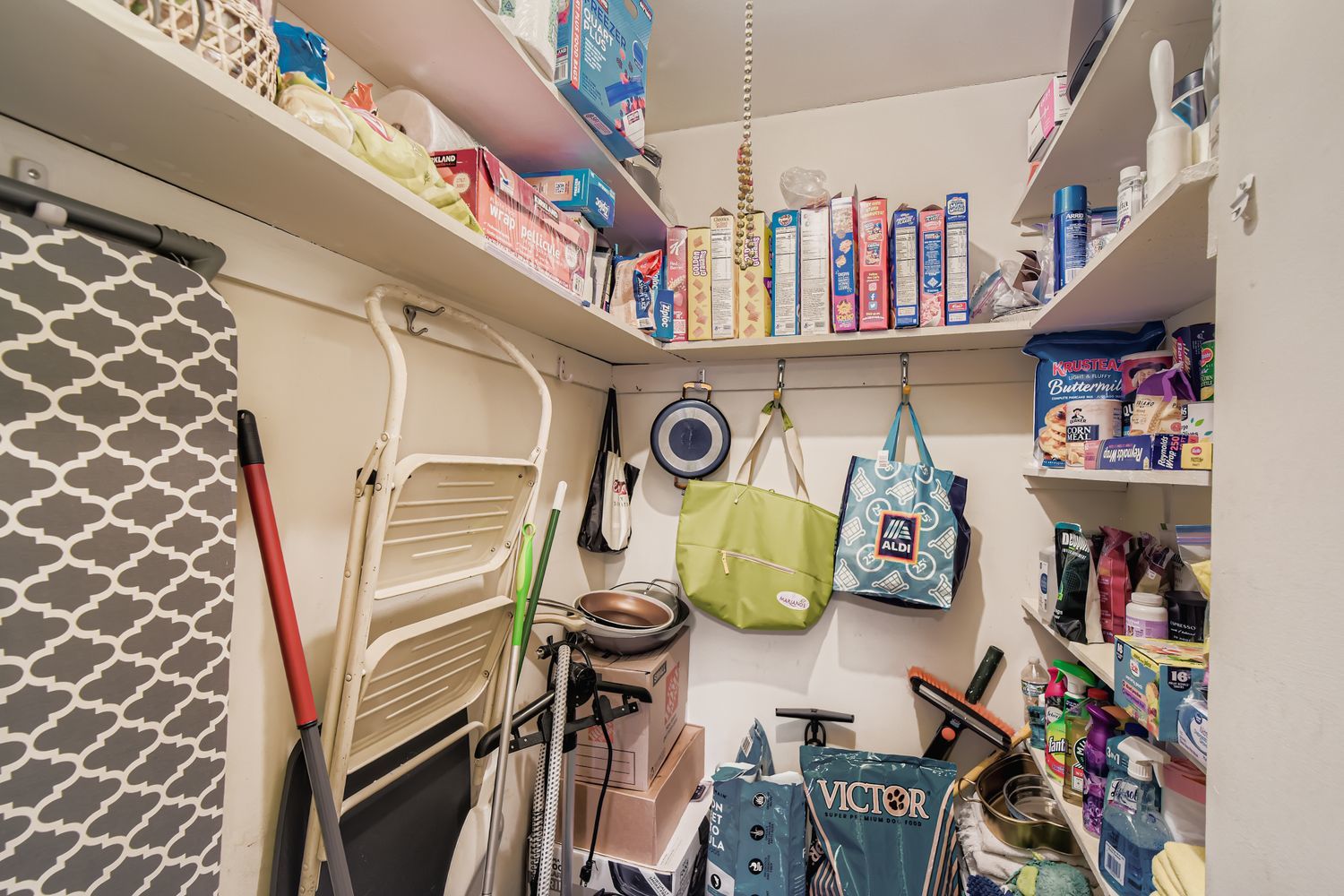 7033 N Kedzie Avenue #1004, Chicago, IL 60645