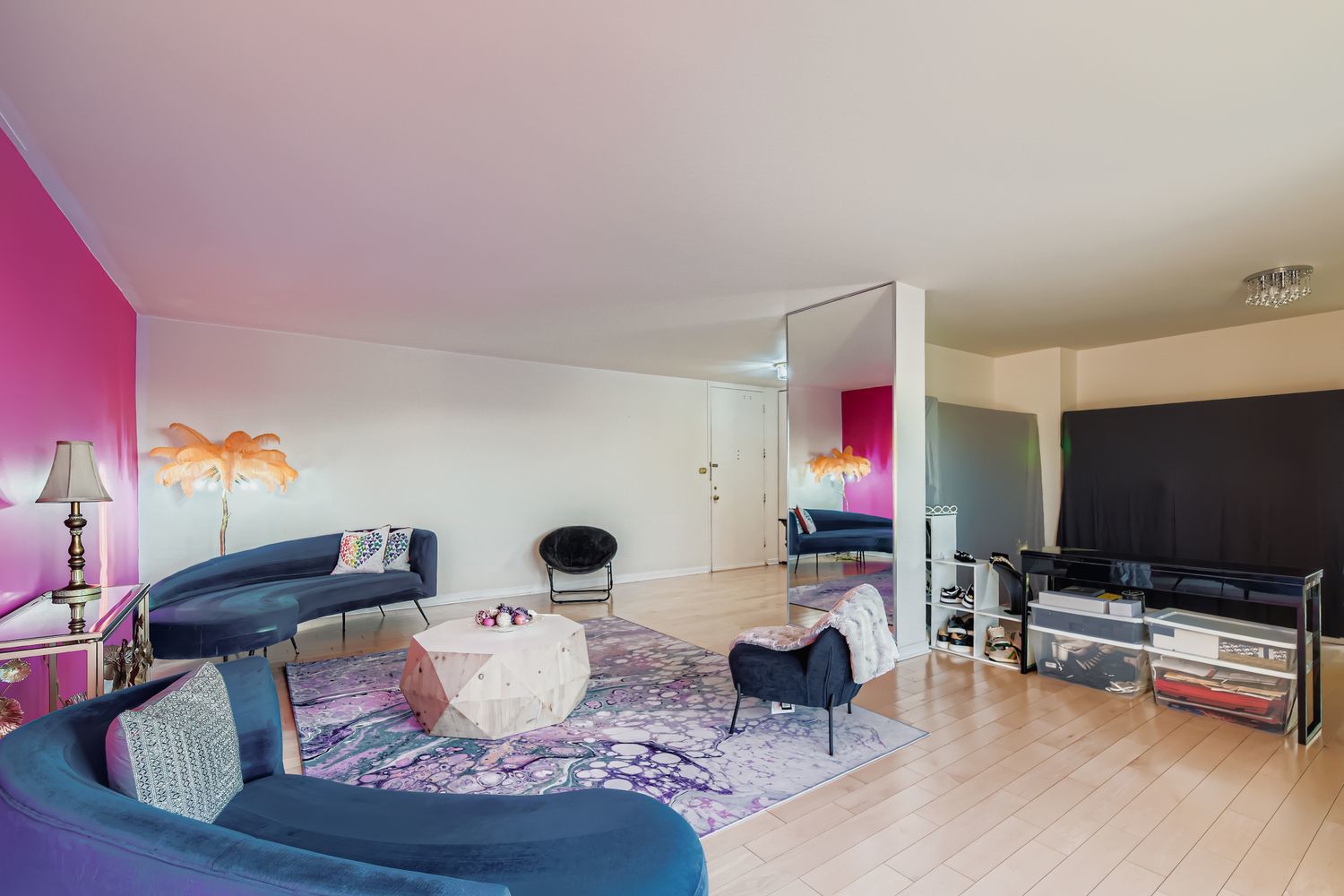 7033 N Kedzie Avenue #1004, Chicago, IL 60645