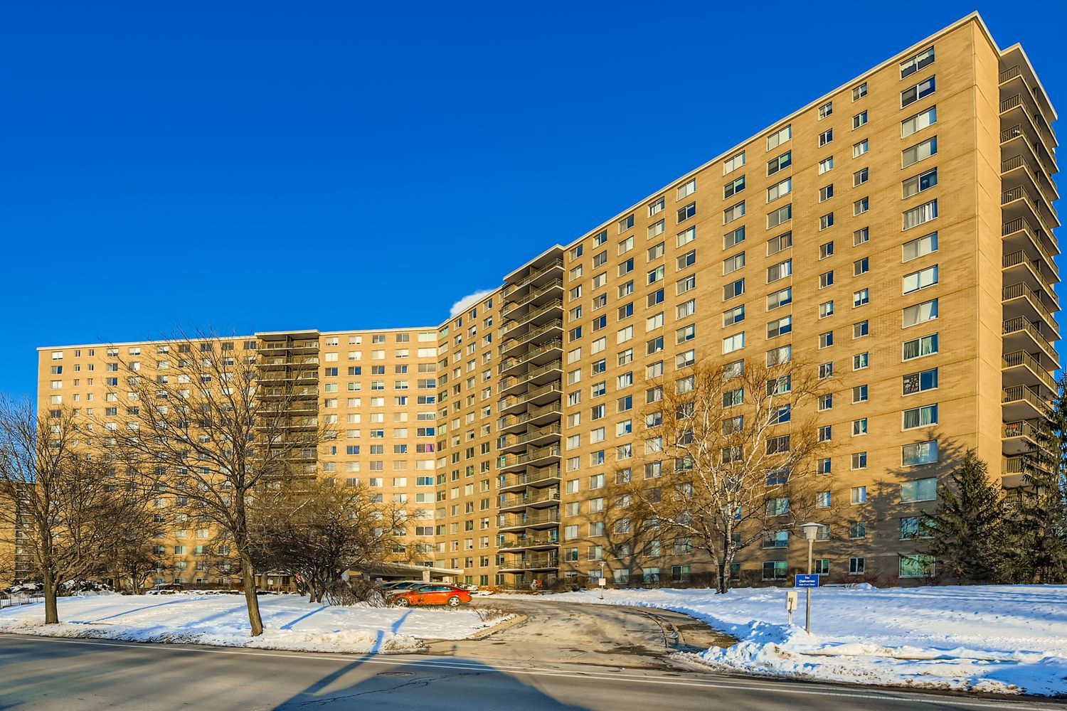 7033 N Kedzie Avenue #1004, Chicago, IL 60645