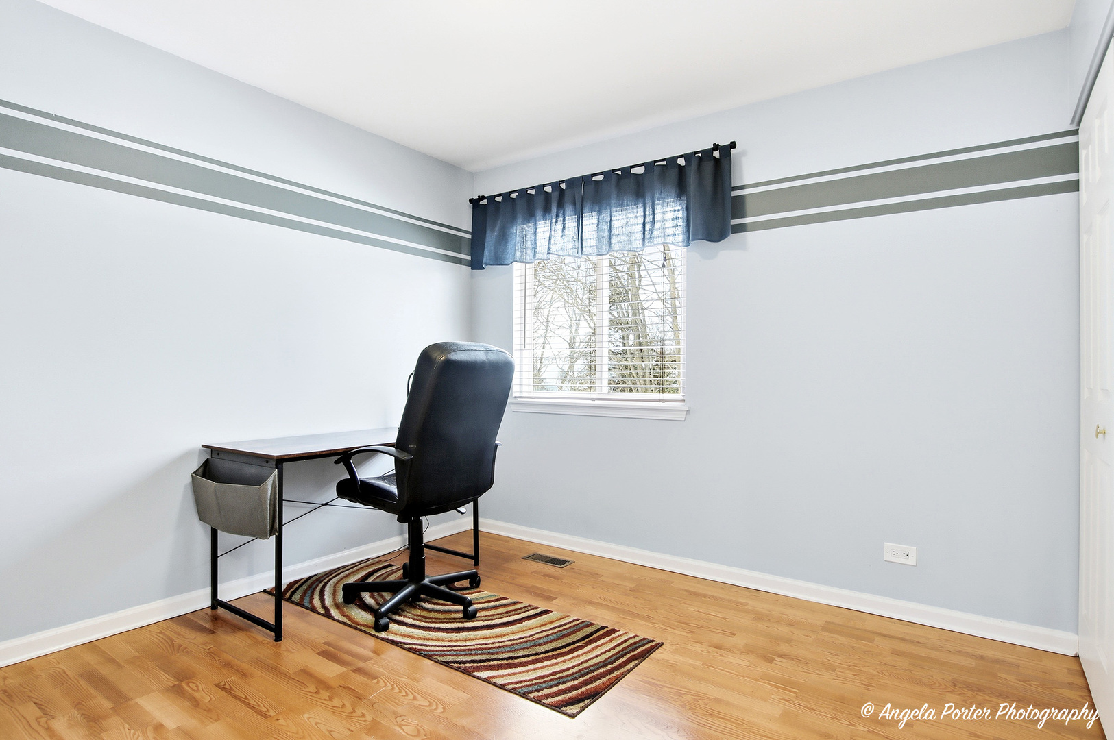 25735 W Woodland Drive, Round Lake, IL 60073