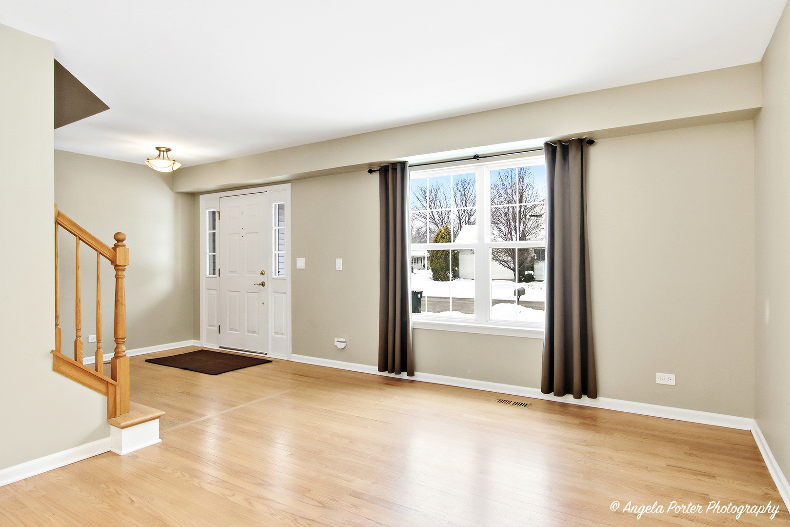 25735 W Woodland Drive, Round Lake, IL 60073