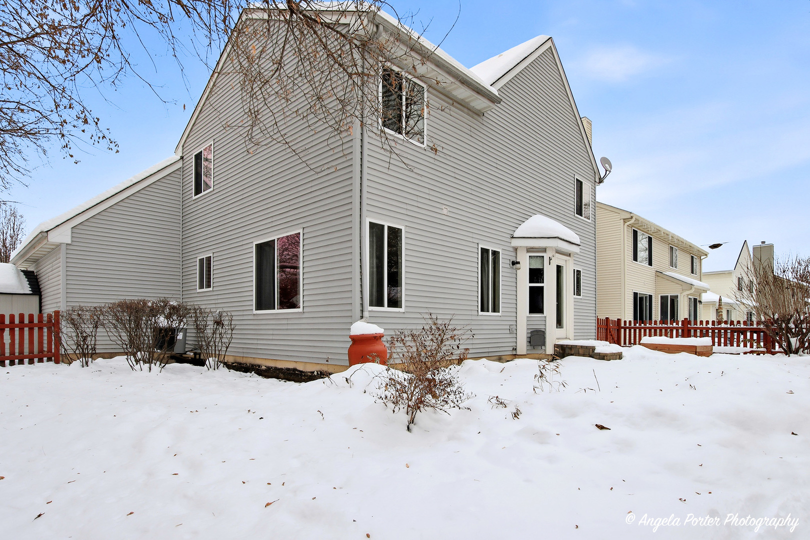 25735 W Woodland Drive, Round Lake, IL 60073