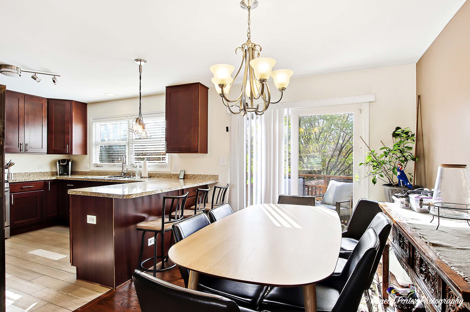 1073 Poplar Court, Lake Zurich, IL 60047