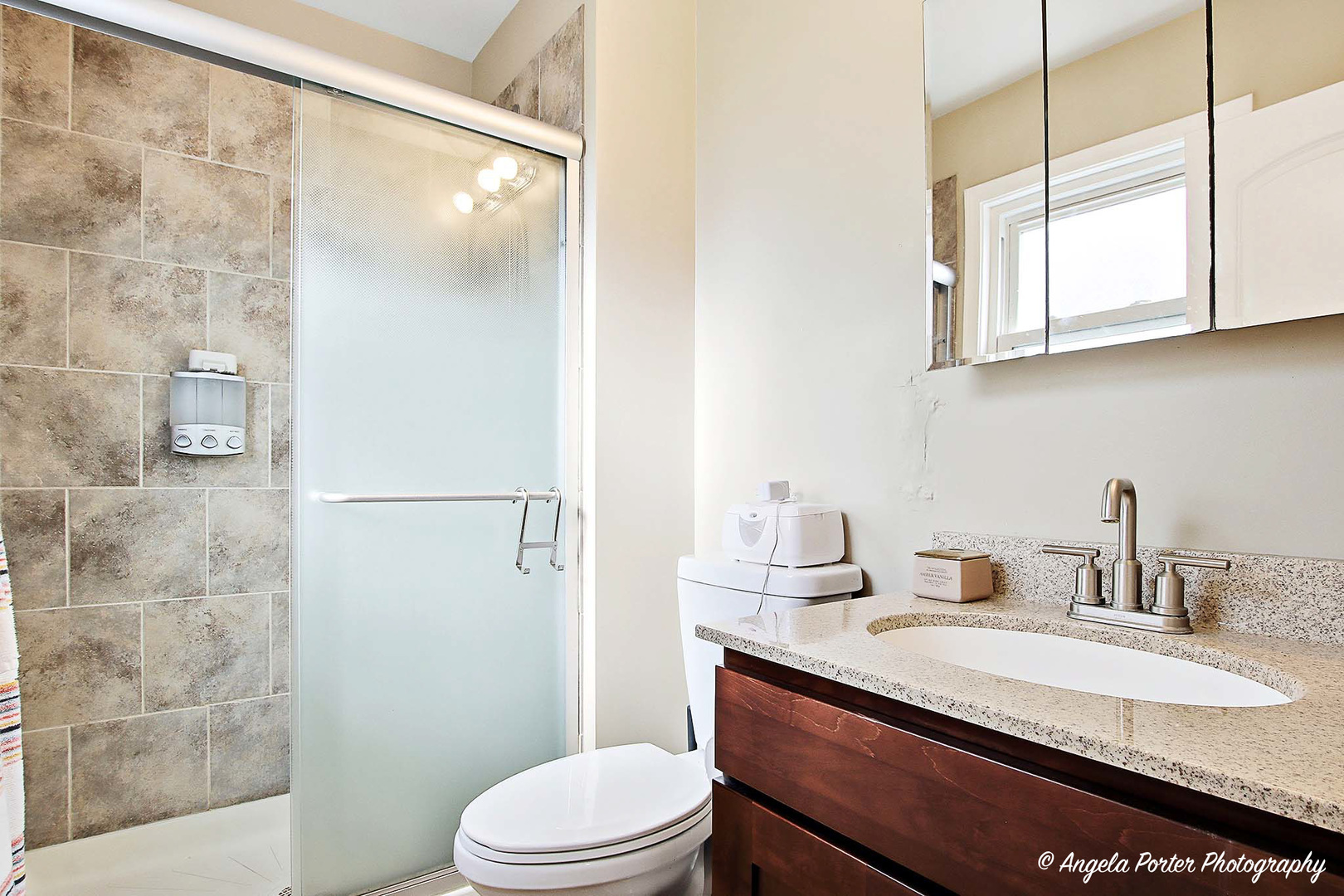 1073 Poplar Court, Lake Zurich, IL 60047