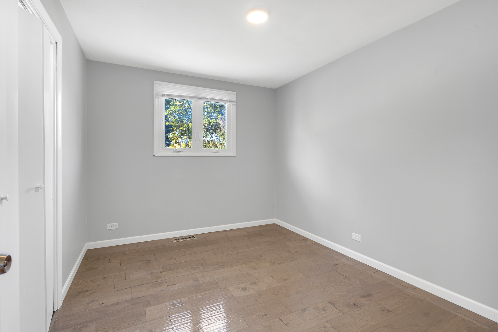 403 Arrowhead Trail, Carol Stream, IL 60188