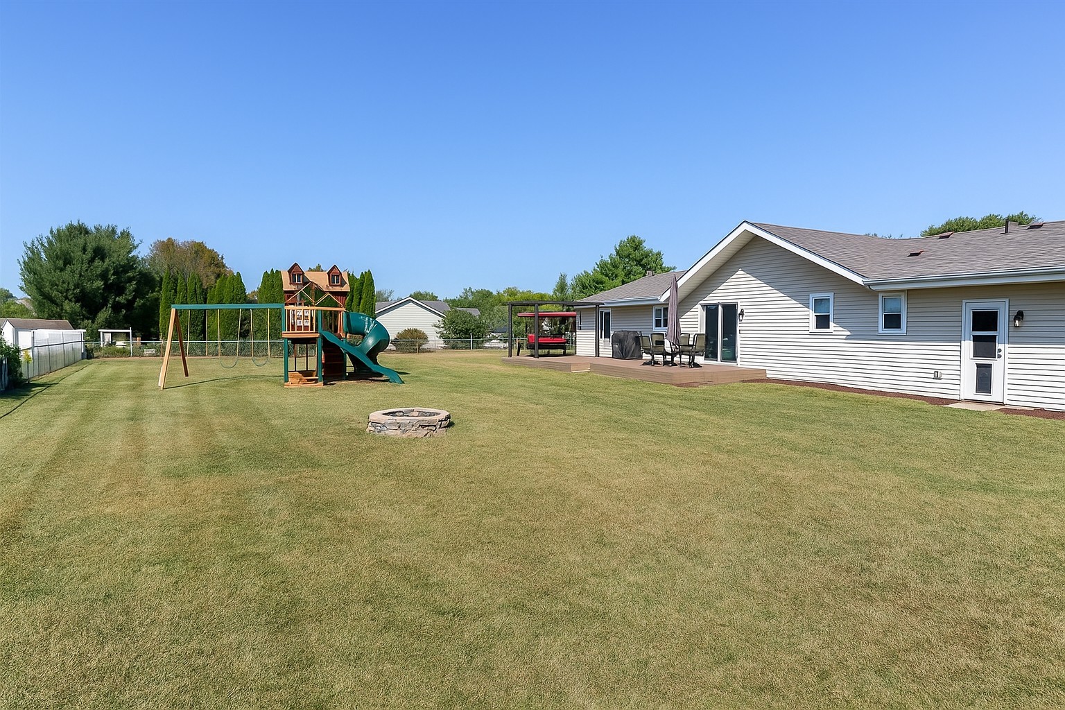 13840 De La Tour Drive, Rockton, IL 61072