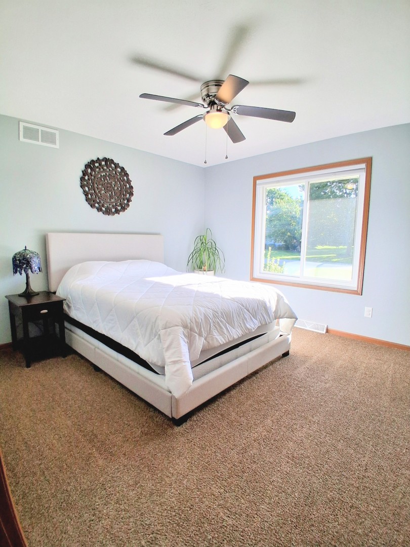 13840 De La Tour Drive, Rockton, IL 61072