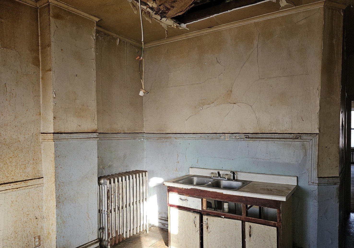 1650 S Ridgeway Avenue, Chicago, IL 60643