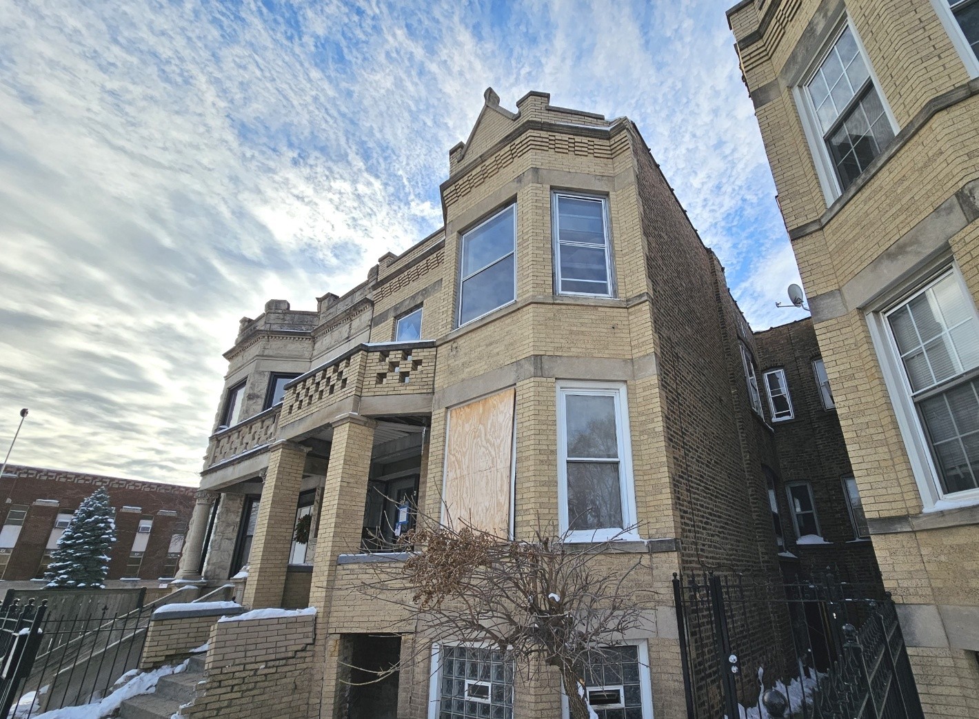 1650 S Ridgeway Avenue, Chicago, IL 60643