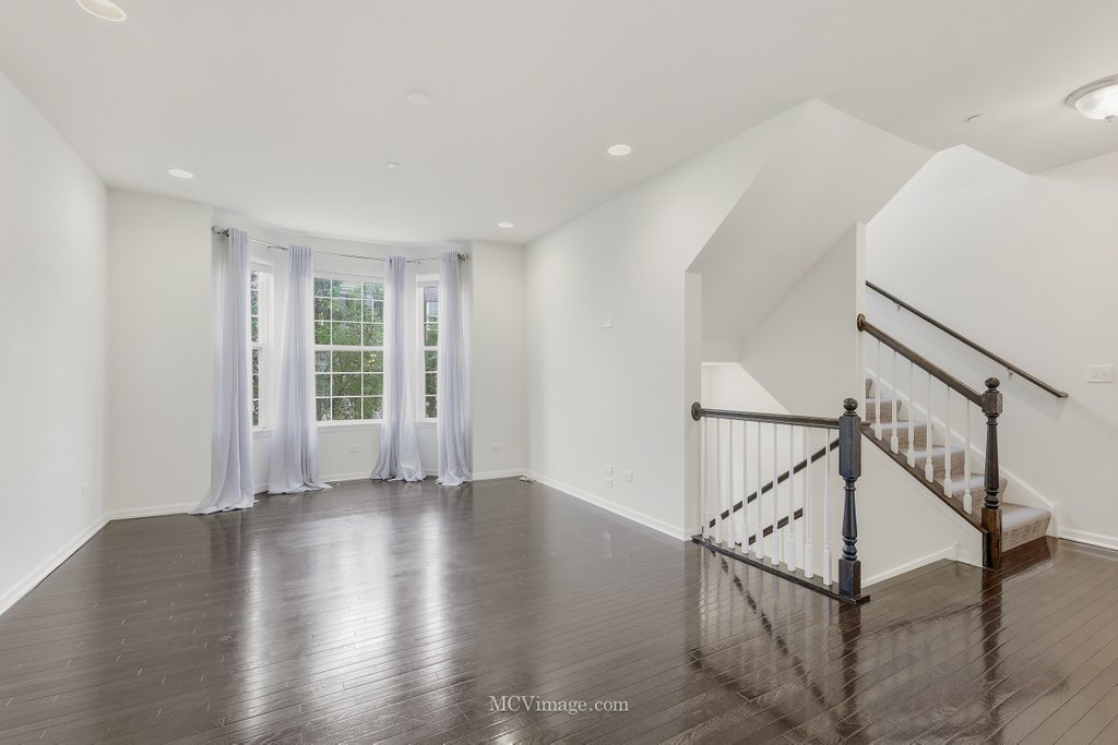 2967 Madison Drive, Naperville, IL 60564