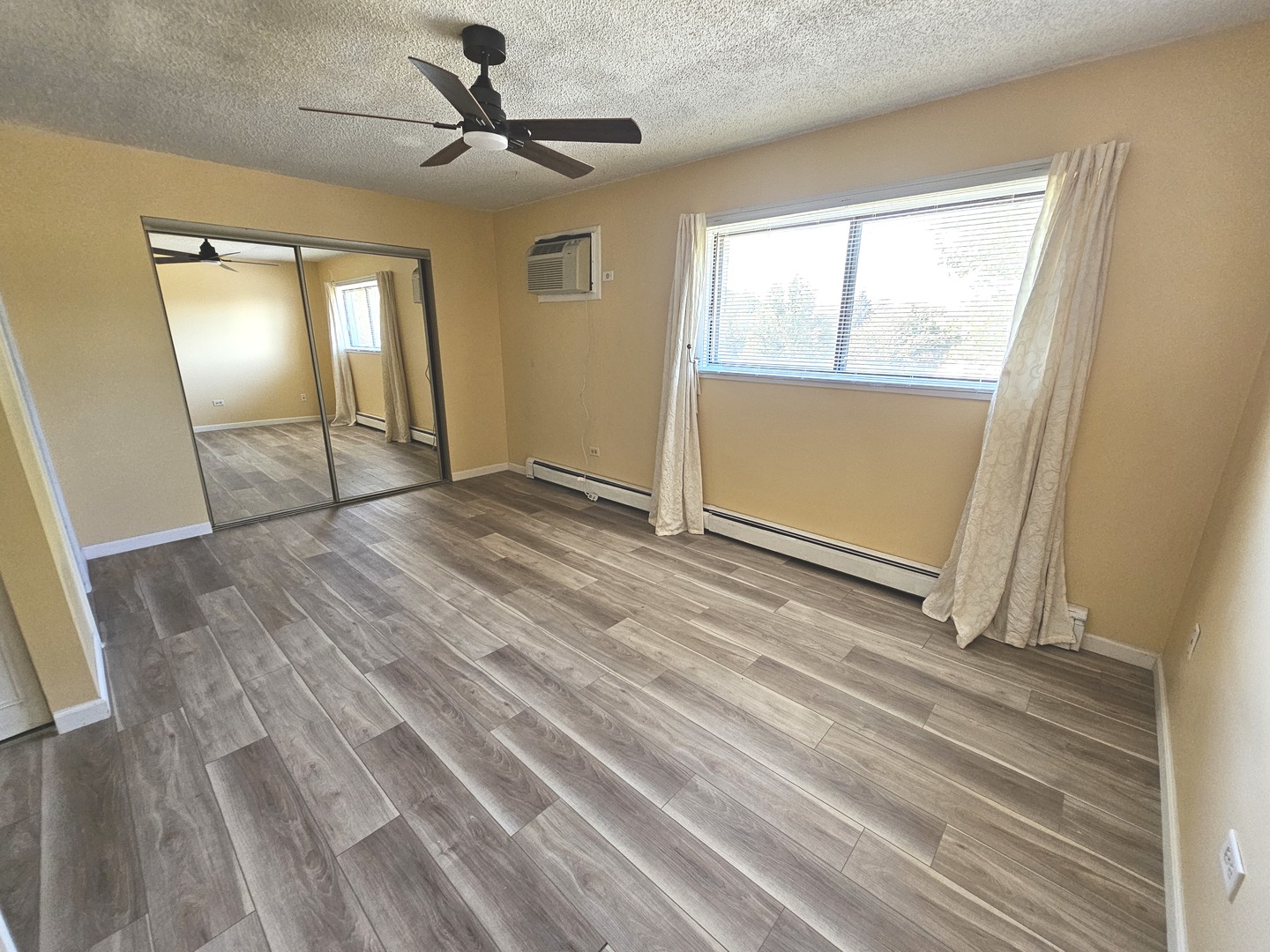 9870 Cordoba Court #2B, Orland Park, IL 60462