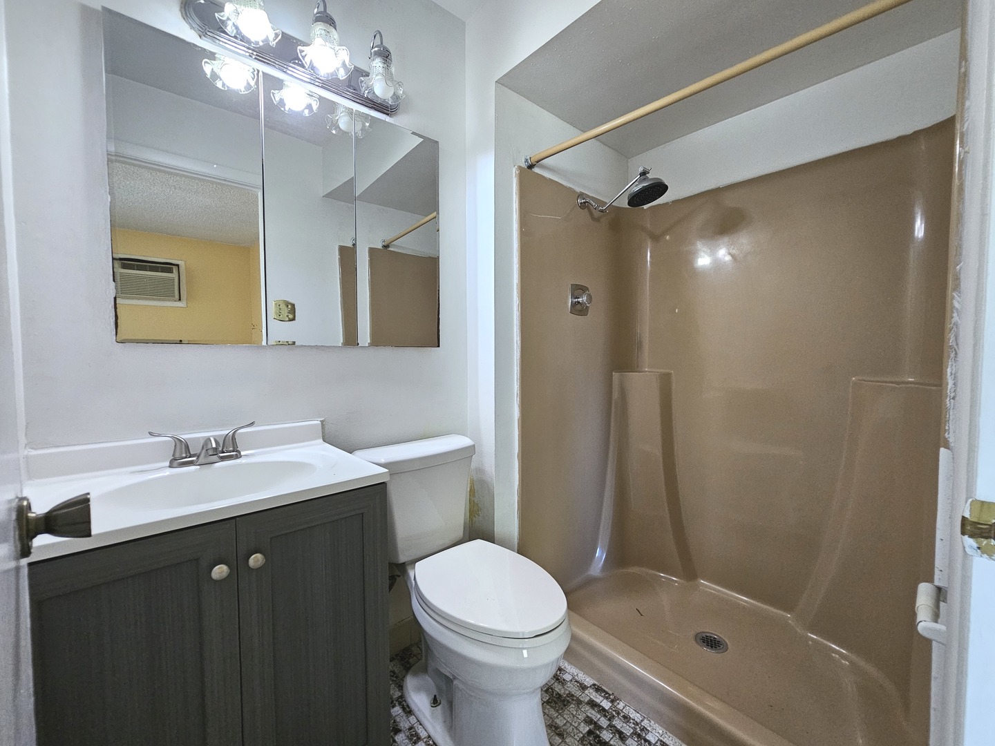 9870 Cordoba Court #2B, Orland Park, IL 60462