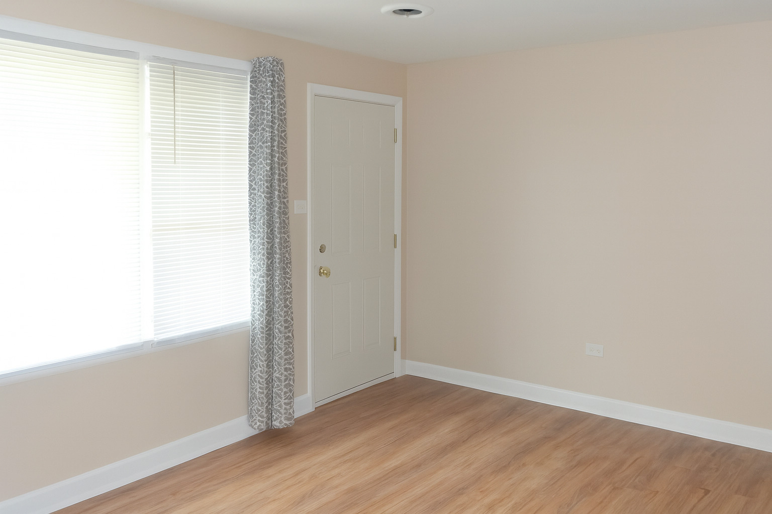 14547 S Blaine Avenue, Posen, IL 60469