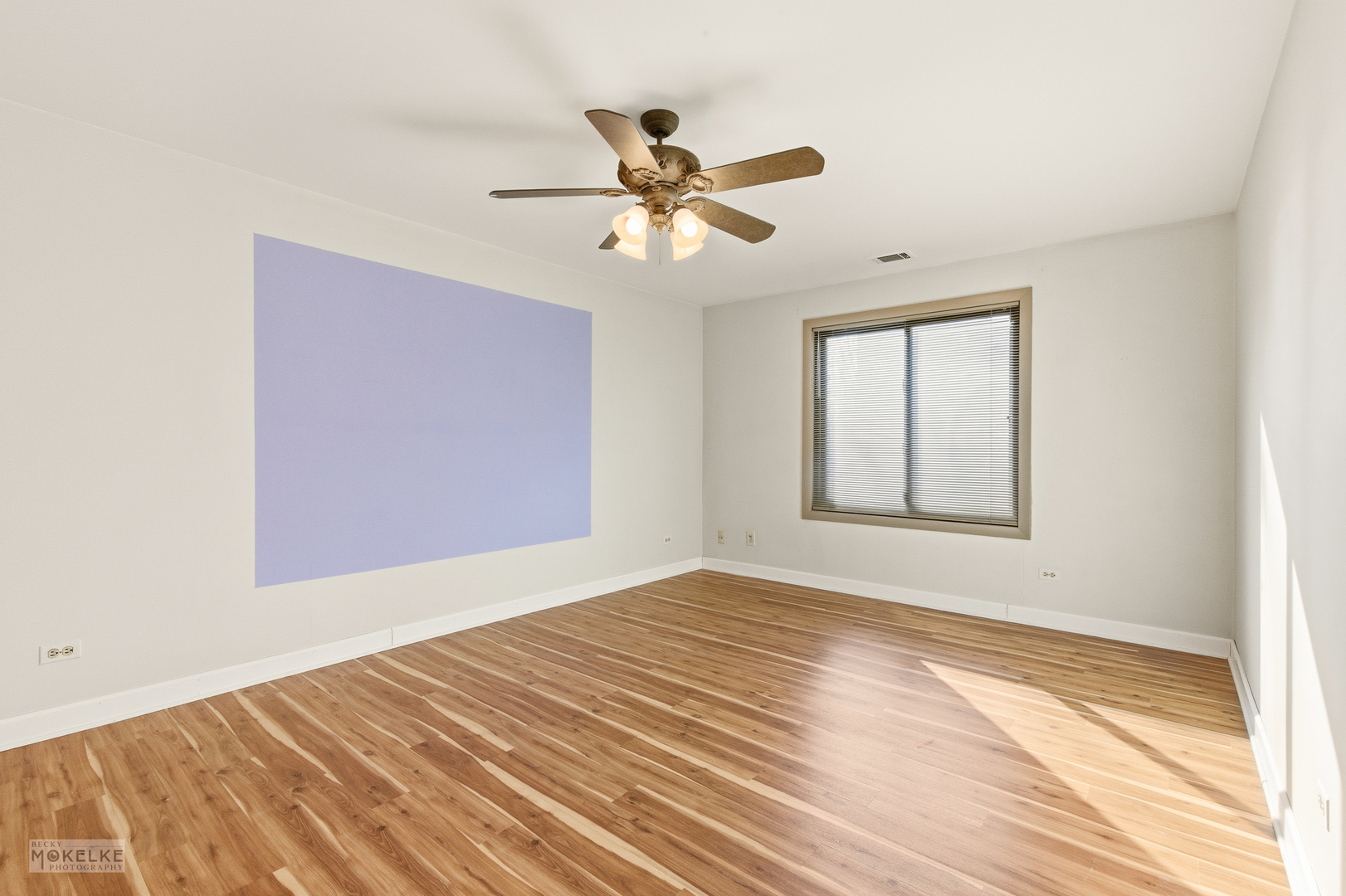 7502 Farmingdale Drive #206, Darien, IL 60561