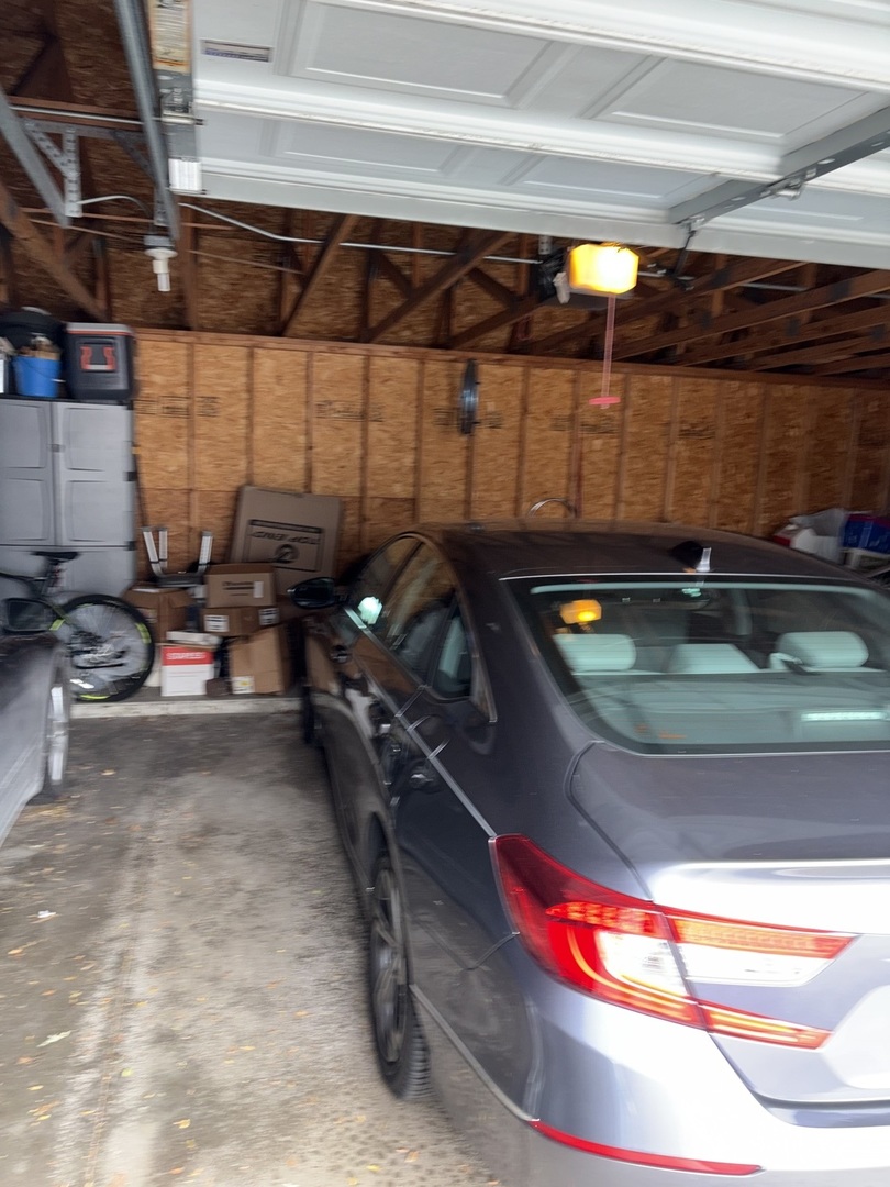 9320 Spring Creek Drive #3, Highland, IN 46322