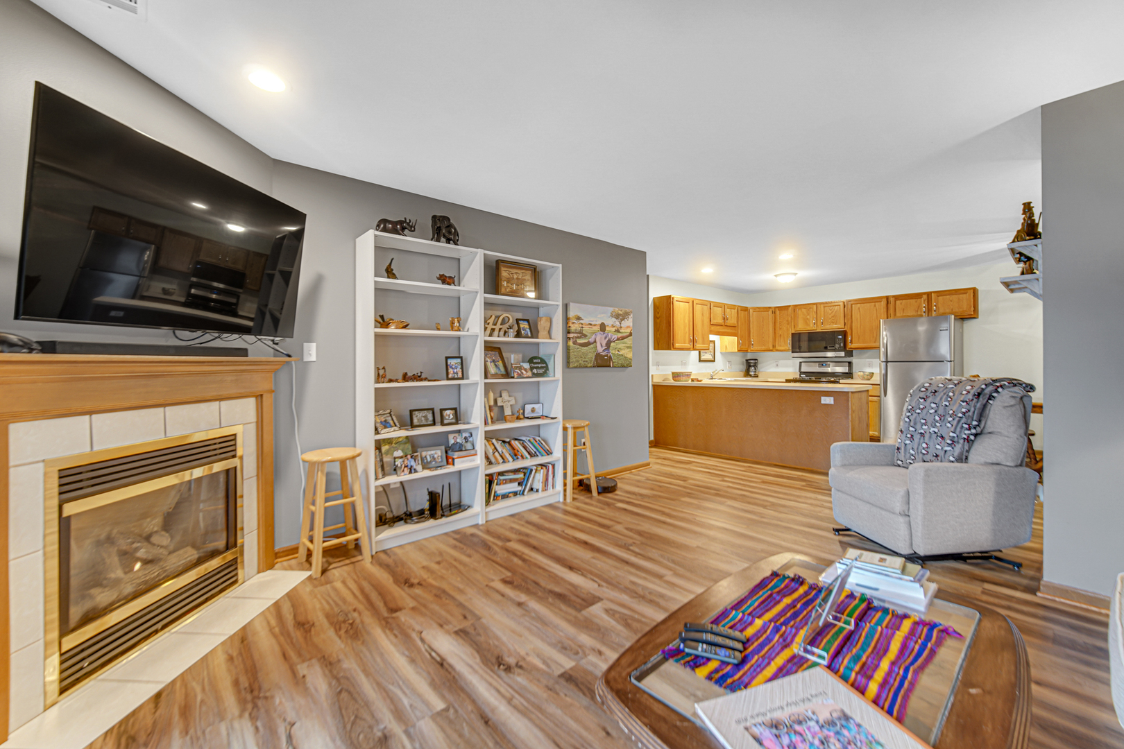 9320 Spring Creek Drive #3, Highland, IN 46322