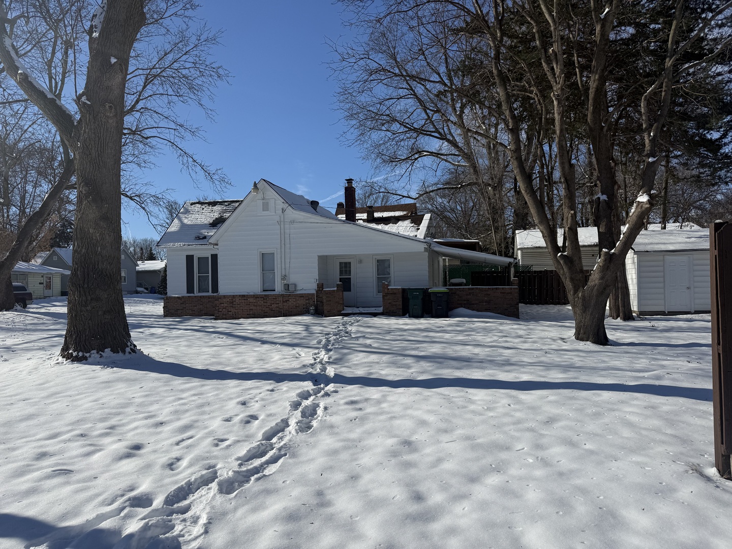 912 W Olive Street, Decatur, IL 62526