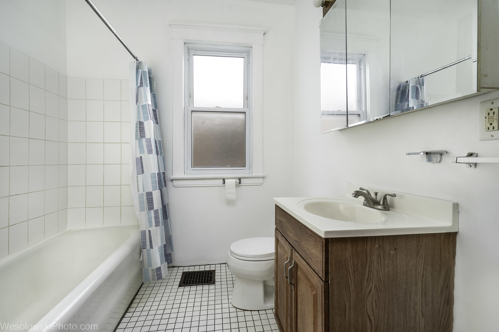 2340 Harvey Avenue, Berwyn, IL 60402