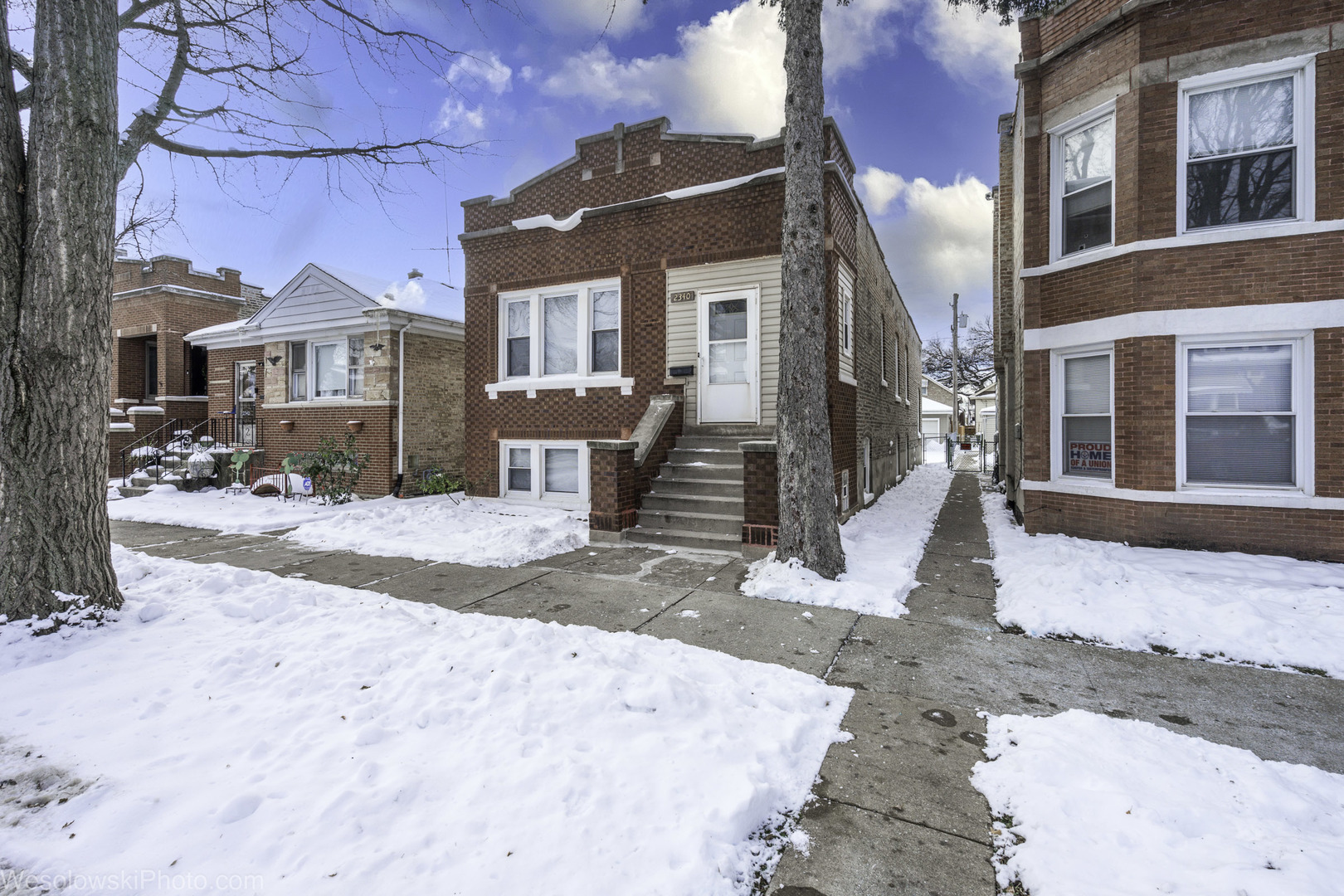 2340 Harvey Avenue, Berwyn, IL 60402