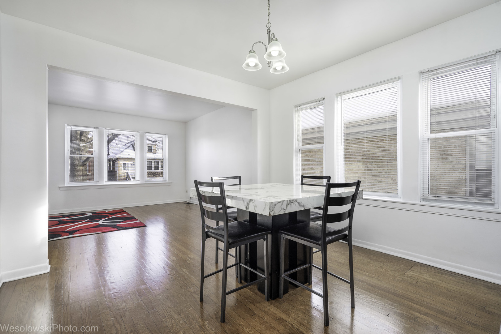 2340 Harvey Avenue, Berwyn, IL 60402