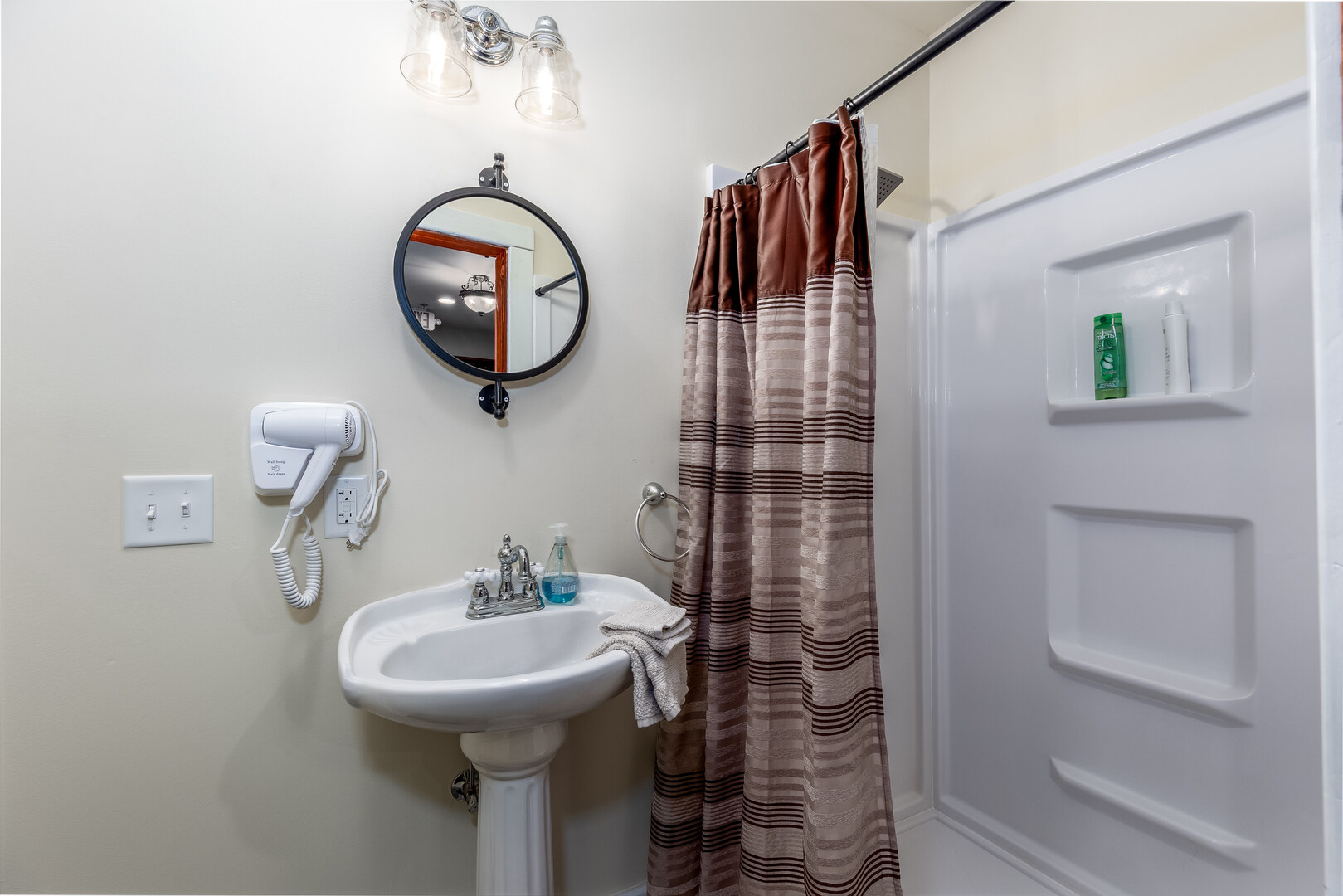 116 W Prospect Avenue, Ottawa, IL 61350