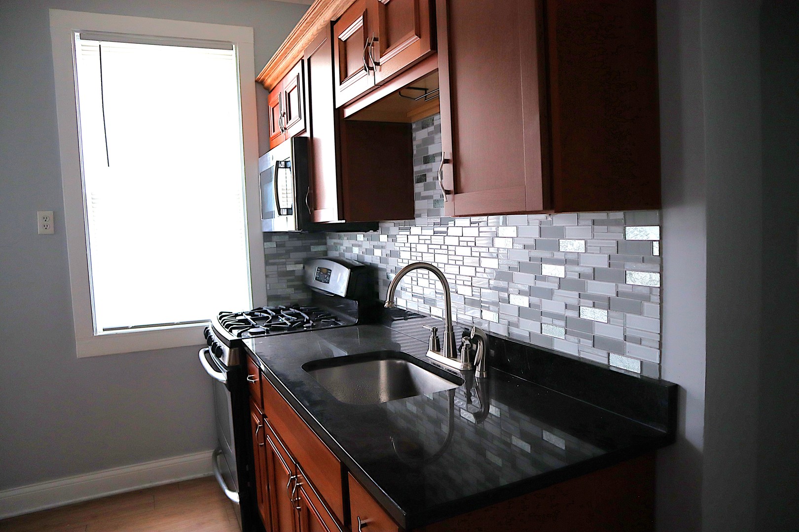 1934 W 21st Place, Chicago, IL 60608