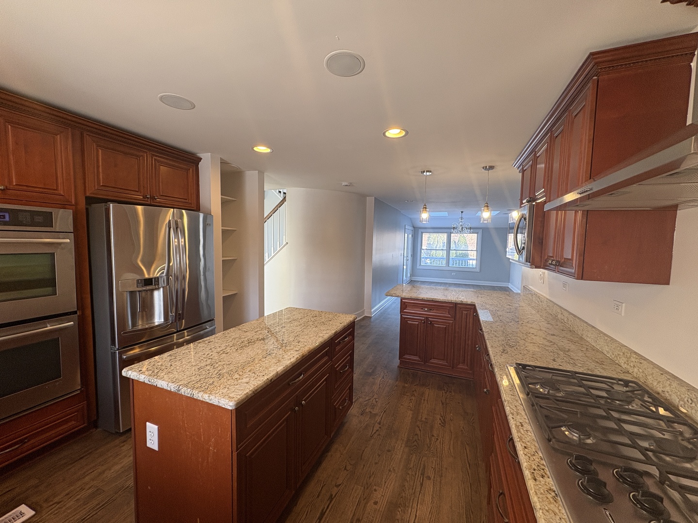 2N631 Virginia Avenue, Glen Ellyn, IL 60137