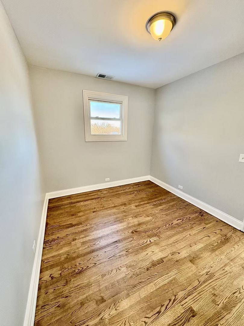 2N631 Virginia Avenue, Glen Ellyn, IL 60137