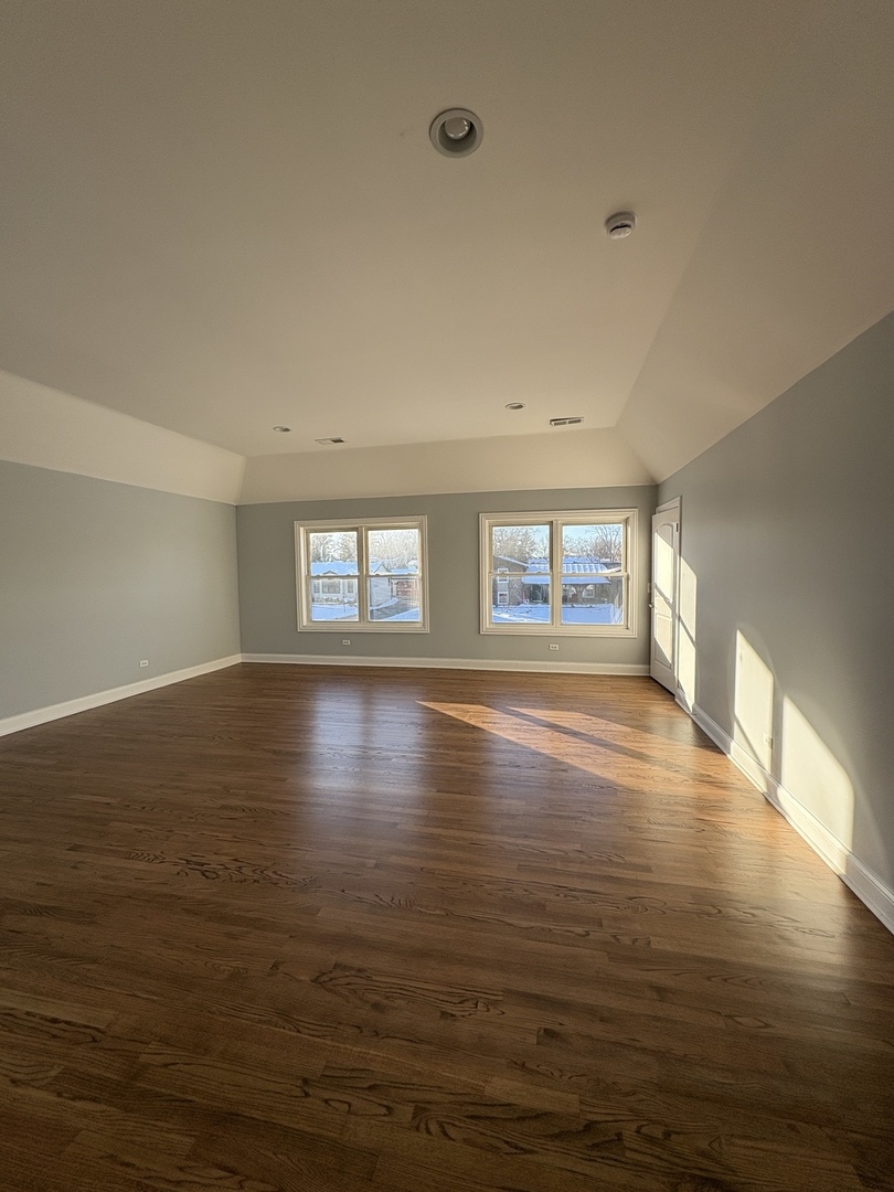 2N631 Virginia Avenue, Glen Ellyn, IL 60137