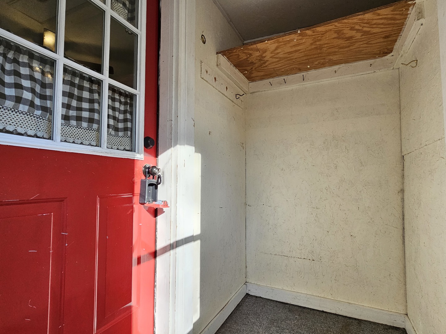 310 N 1st Avenue, Chenoa, IL 61726