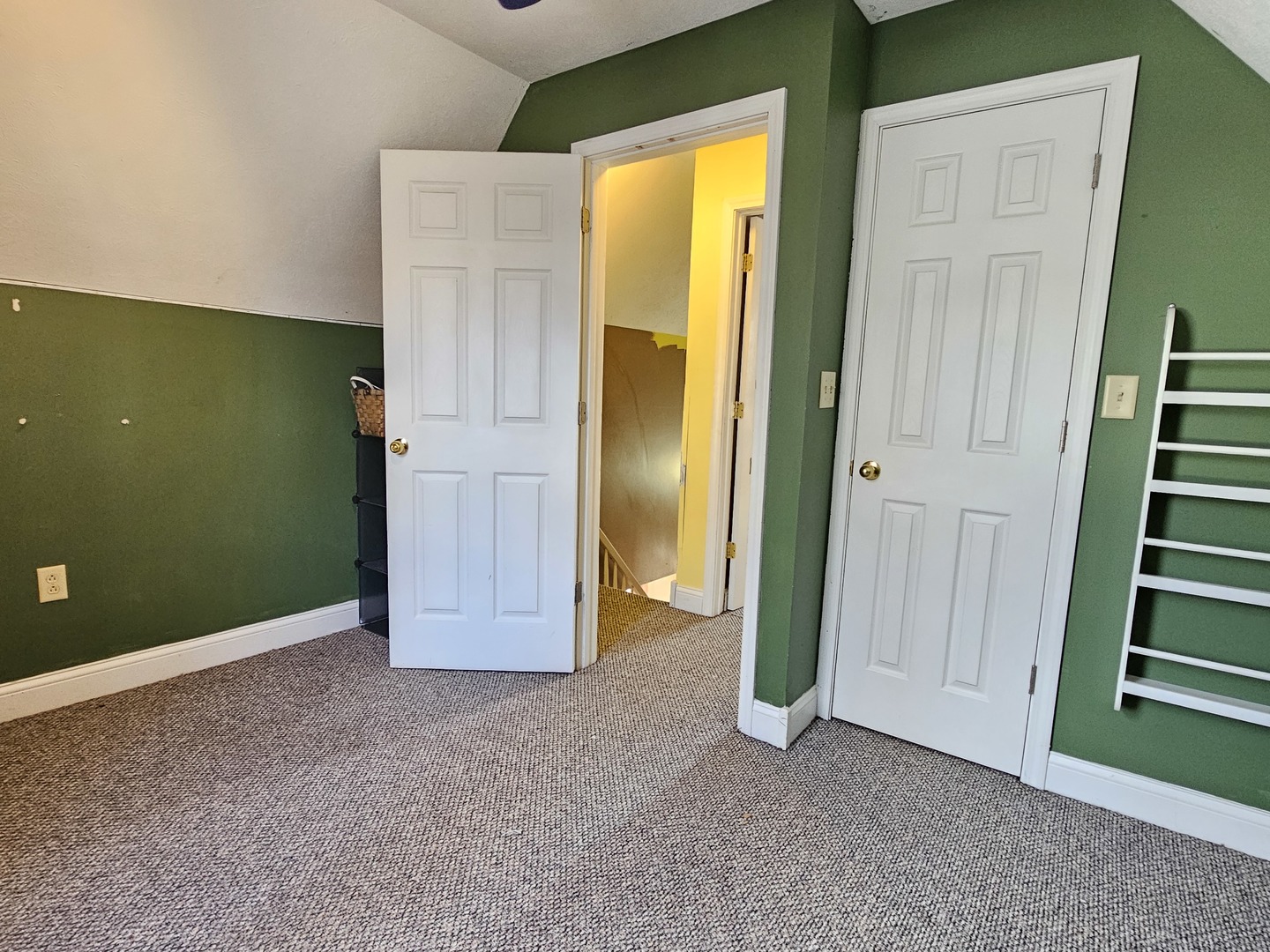 310 N 1st Avenue, Chenoa, IL 61726