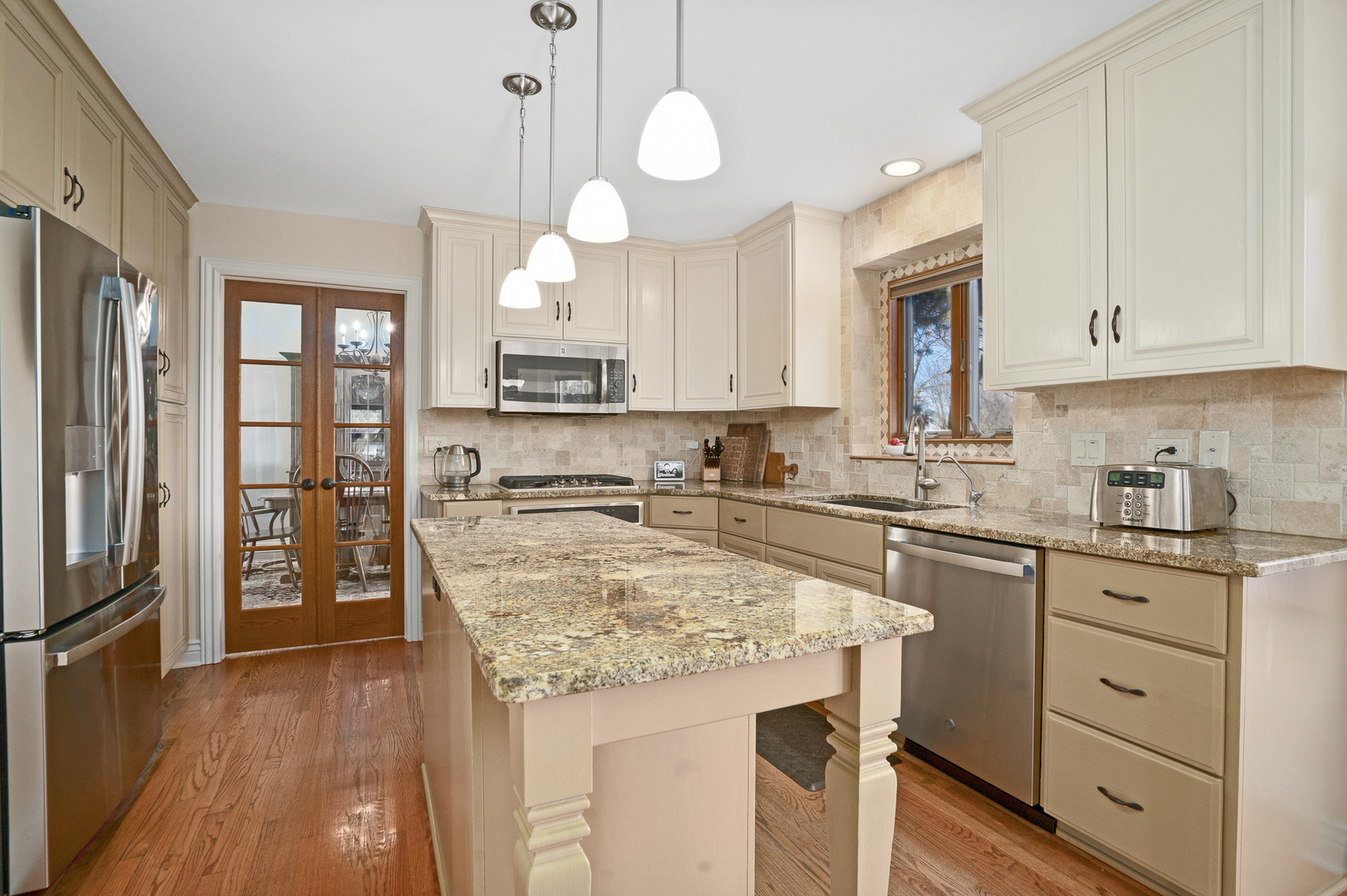 1114 Tara Court, Joliet, IL 60431