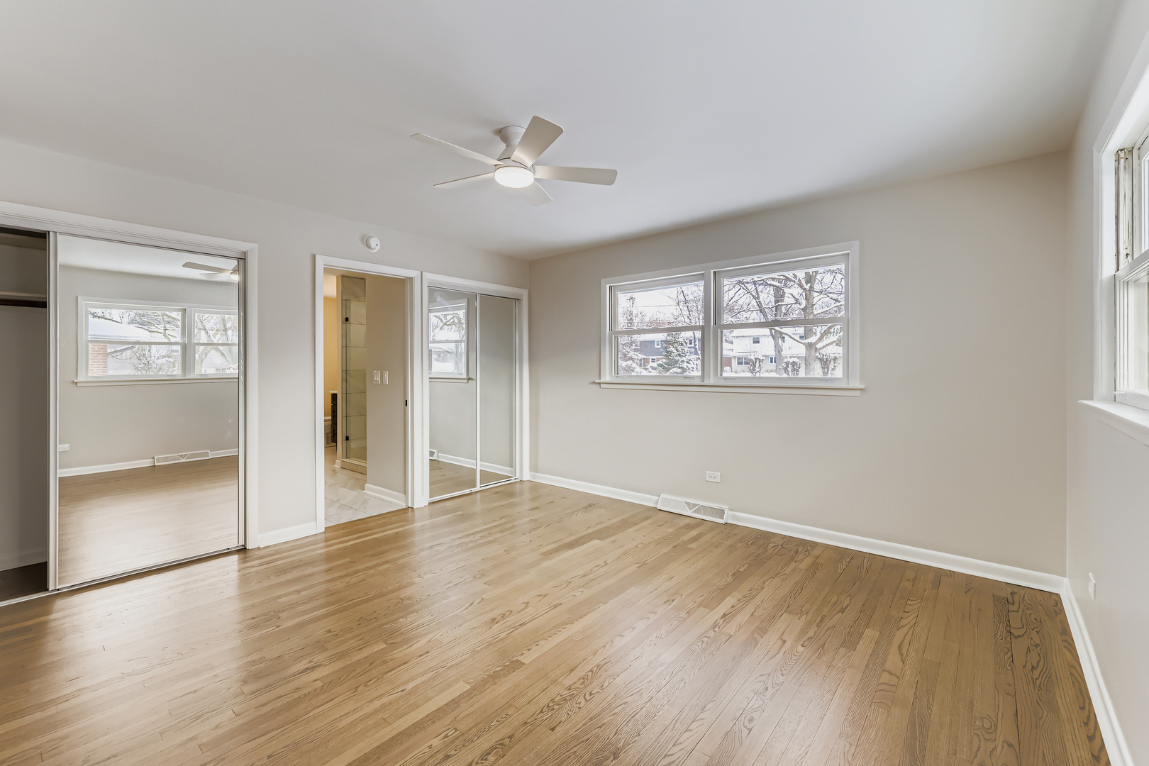 303 S Fernandez Avenue, Arlington Heights, IL 60005