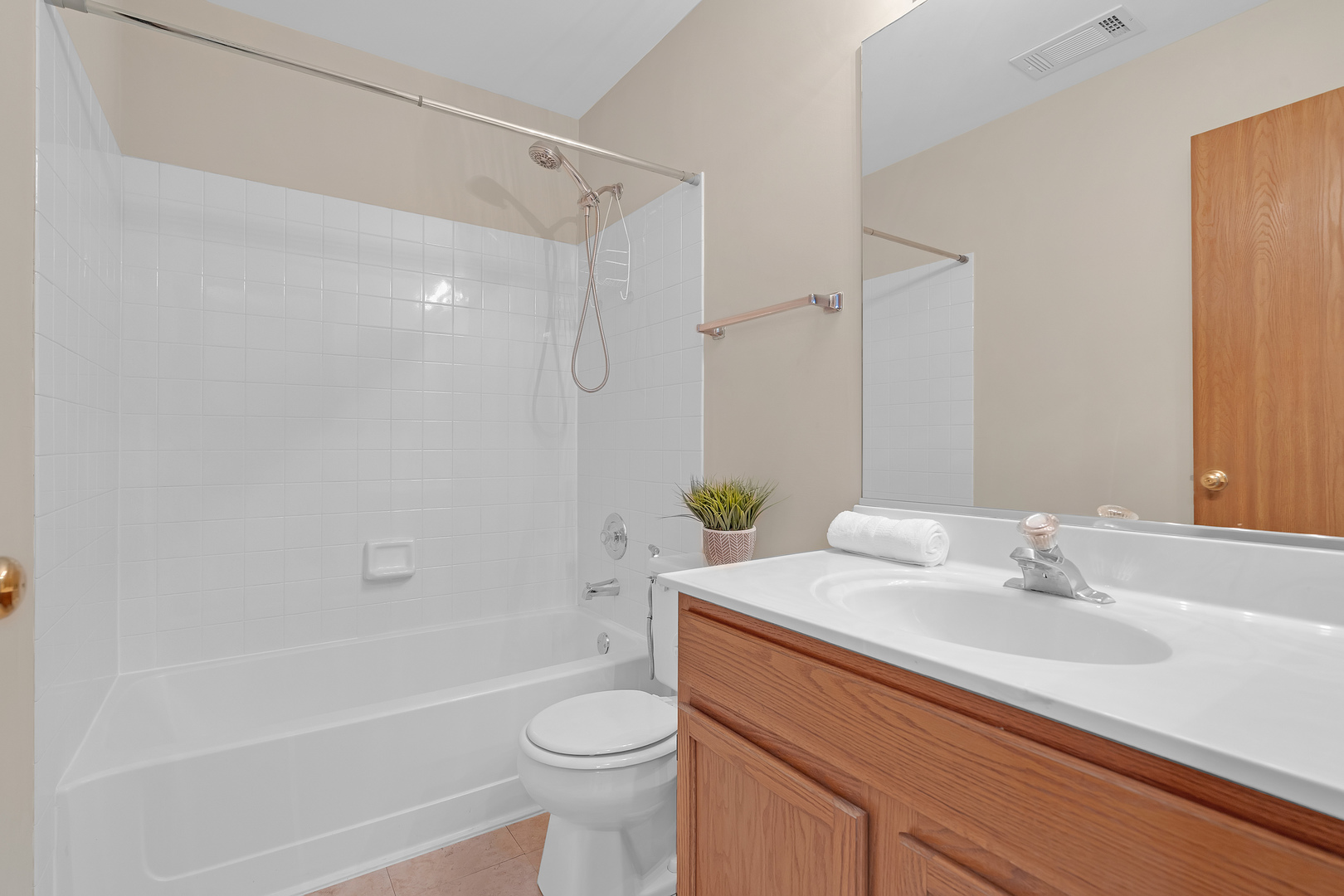 368 Glen Byrn Court, Schaumburg, IL 60194