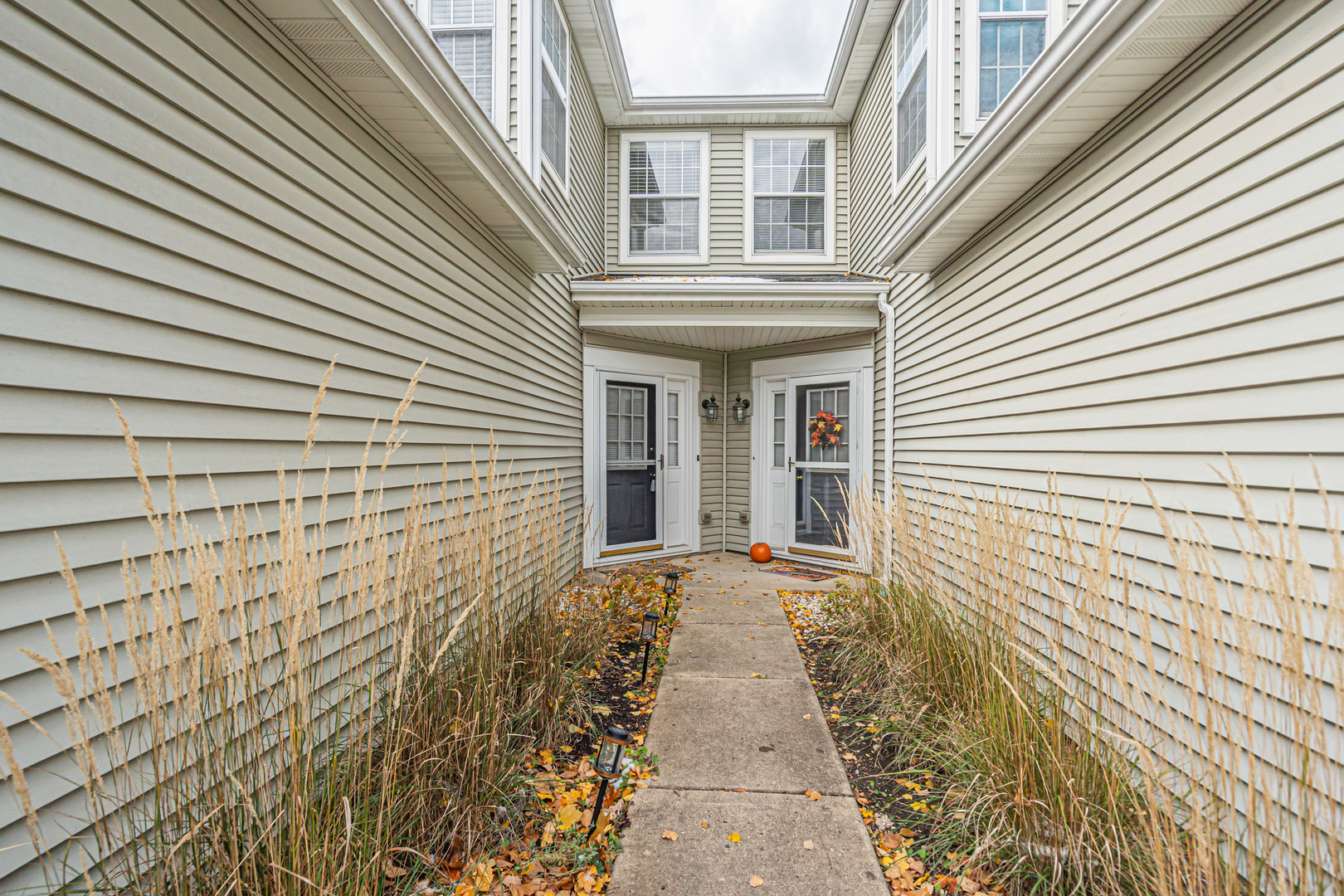 368 Glen Byrn Court, Schaumburg, IL 60194