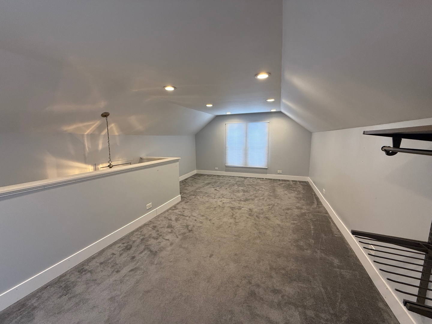 15036 W Russell Road, Zion, IL 60099