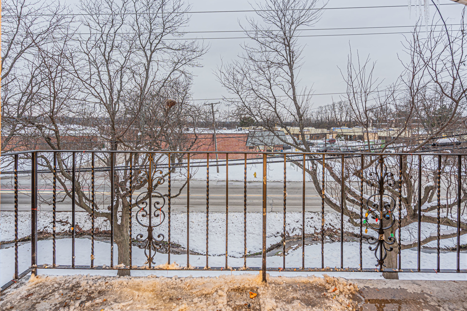 10347 Dearlove Road #302, Glenview, IL 60025