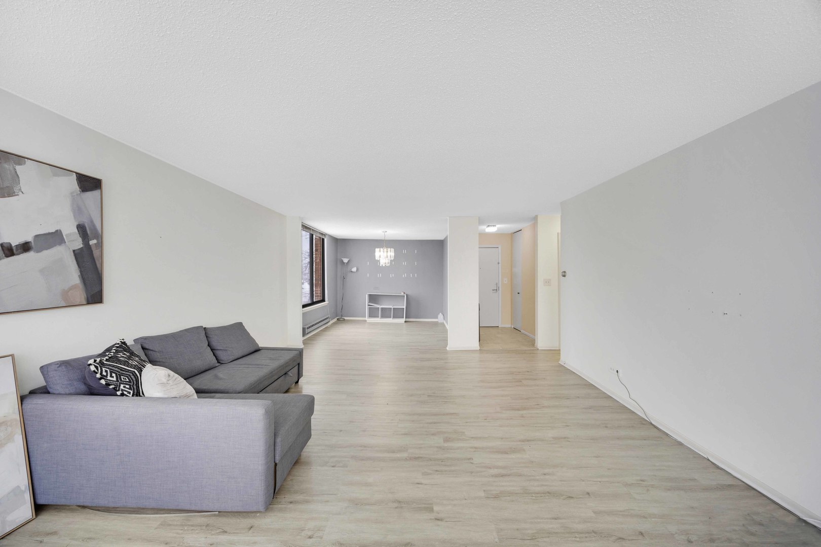 2000 Saint Regis Drive #4G, Lombard, IL 60148