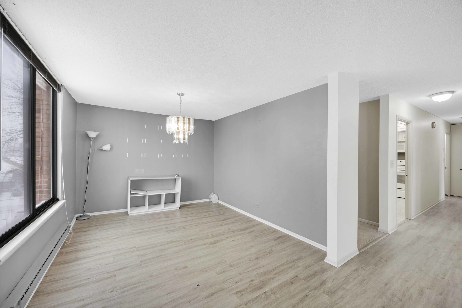 2000 Saint Regis Drive #4G, Lombard, IL 60148